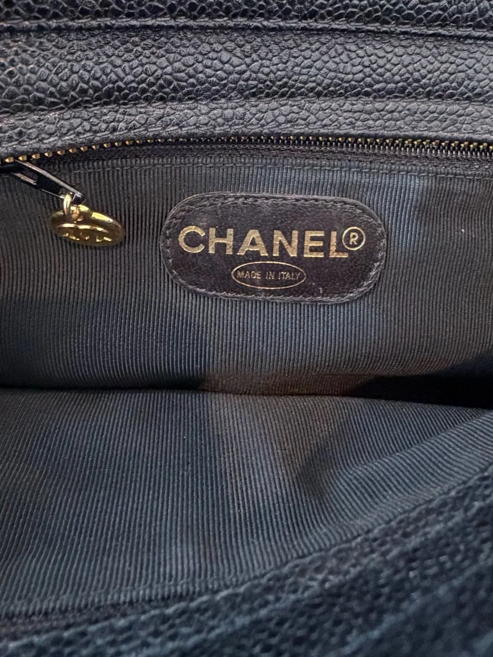 CHANEL Black caviar Leather Shoulder Bag tote with Gold Chain Accents